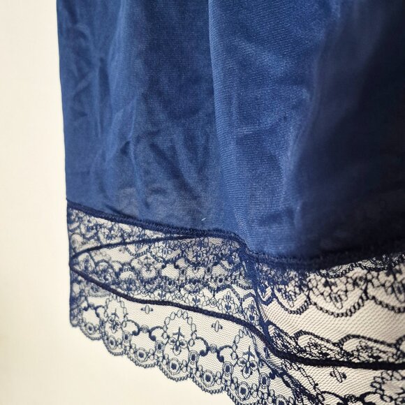 dark blue vintage petticoat - Picture 2 of 3